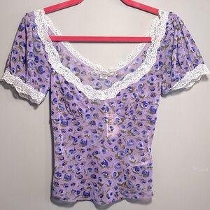 NWT - Kimchi Blue lavender floral top